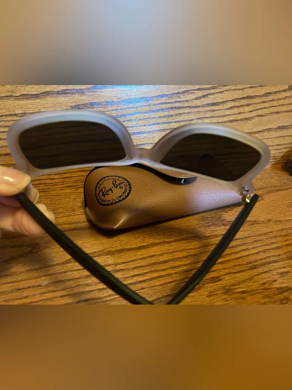 Ray Bans RB4165 Justin 6512/87 Gray/Black Lightly Used
